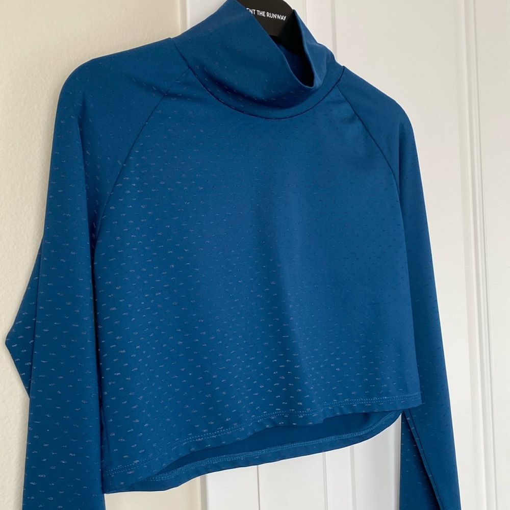 Oiselle Size Small Firecracker Mock Pullover Blue